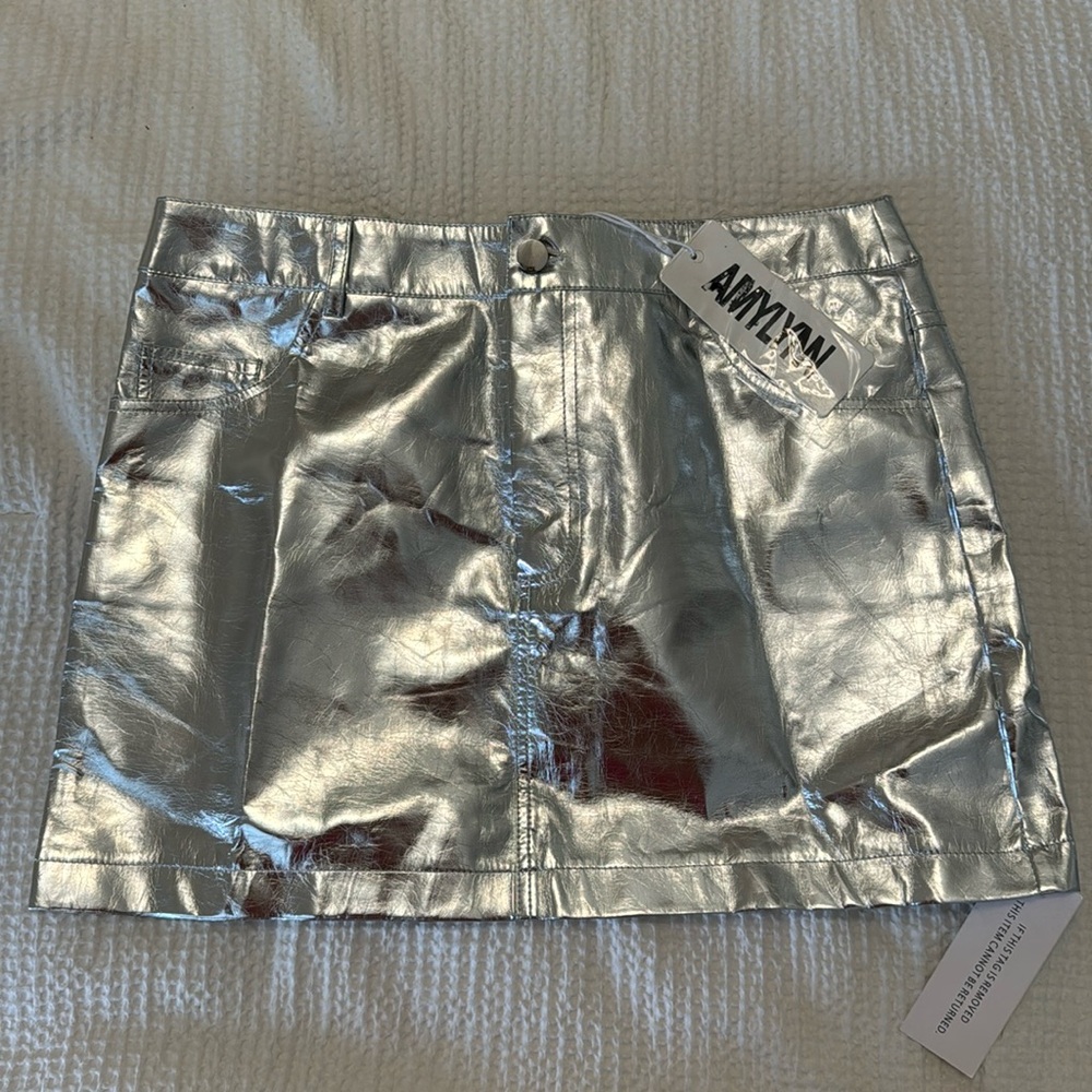 AMY LYNN SILVER SKIRT - FROM URBAN OUTFITTERS